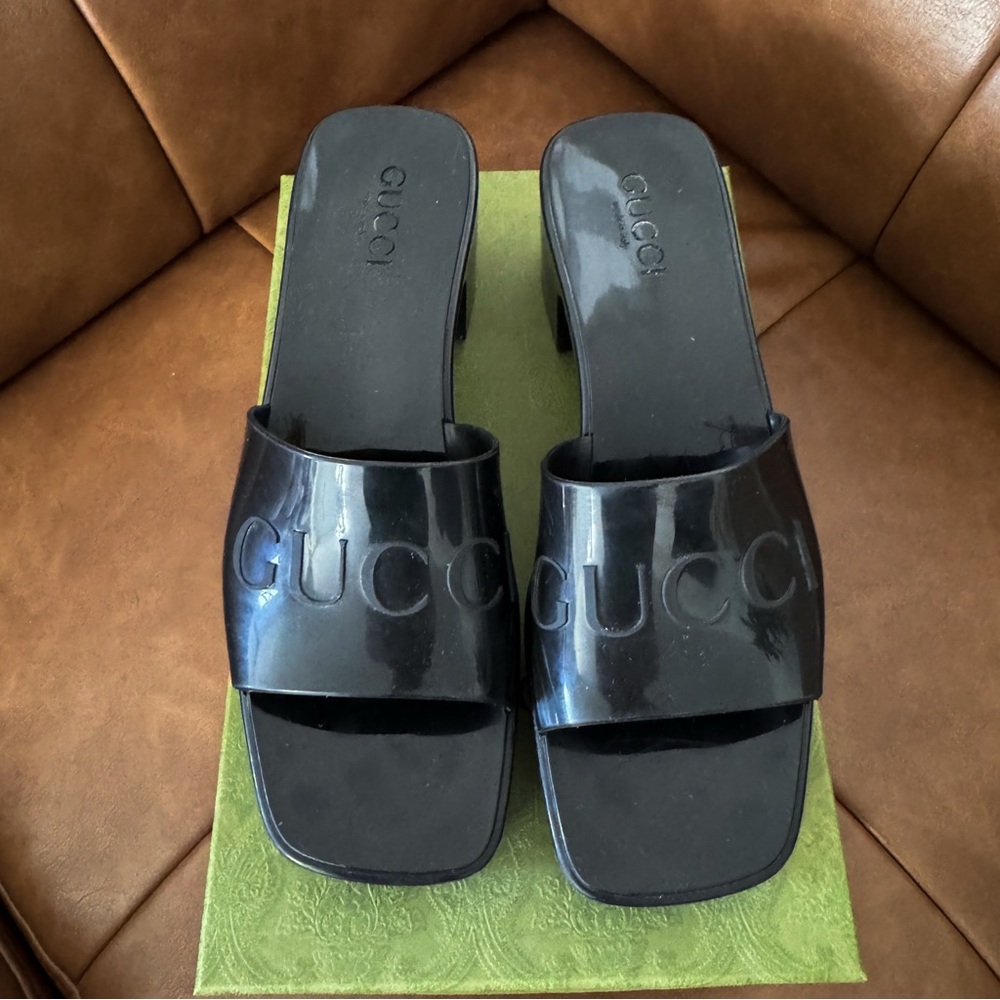 Gucci Black Mules with Matte Finish - Authentic